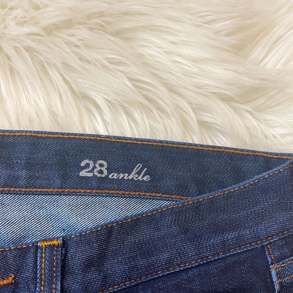 J. Crew Toothpick Ankle Jeans in Classic Wash - Picture 4 of 6